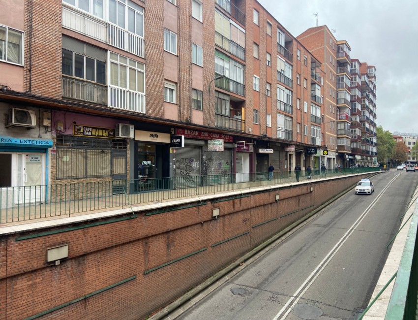 Alquiler - Comercial -
Valladolid - Vadillos