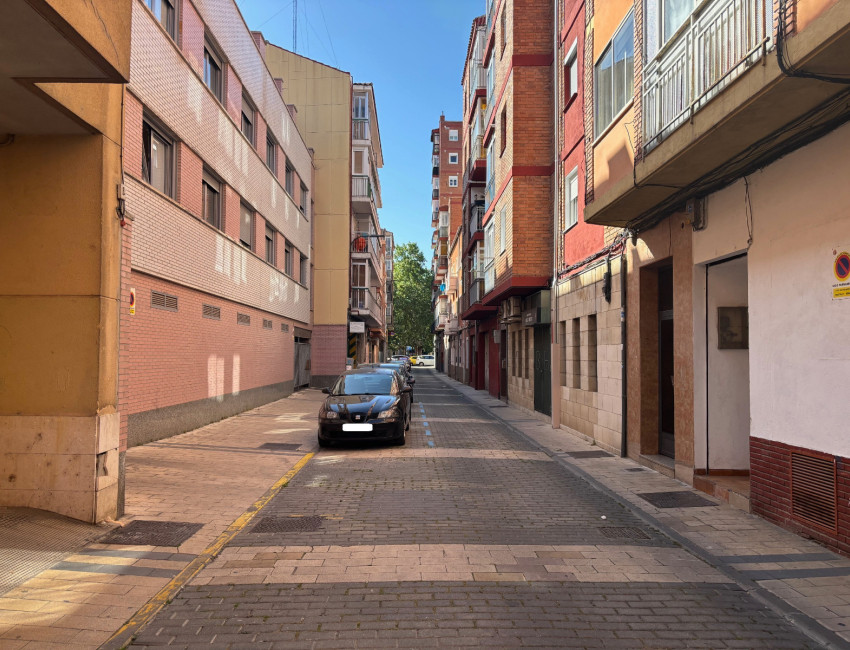 Alquiler - Piso -
Valladolid - Vadillos