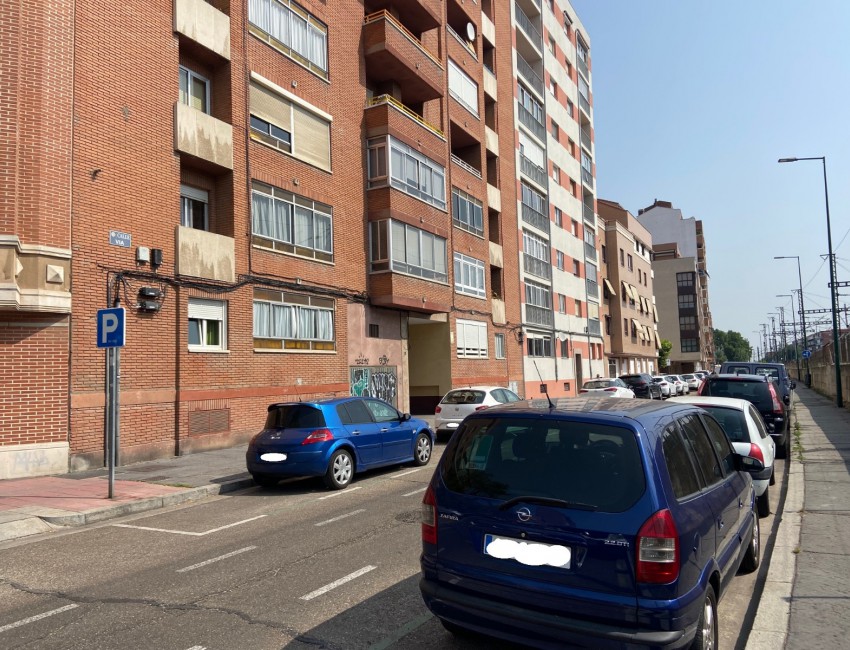 Venta - Garaje -
Valladolid - Vadillos