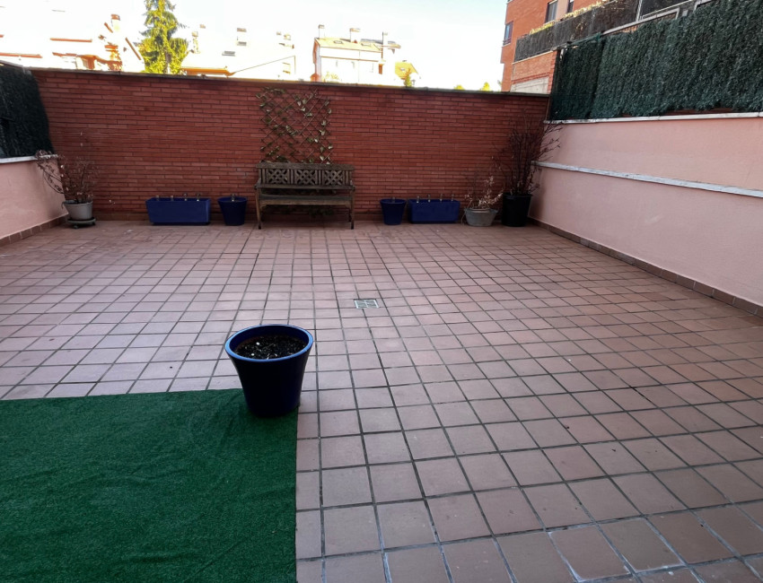 Venta - Piso -
La Cistérniga