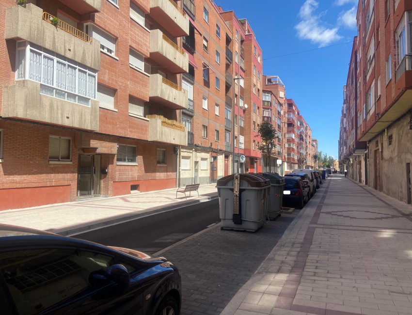Venta - Piso -
Valladolid - Pilarica