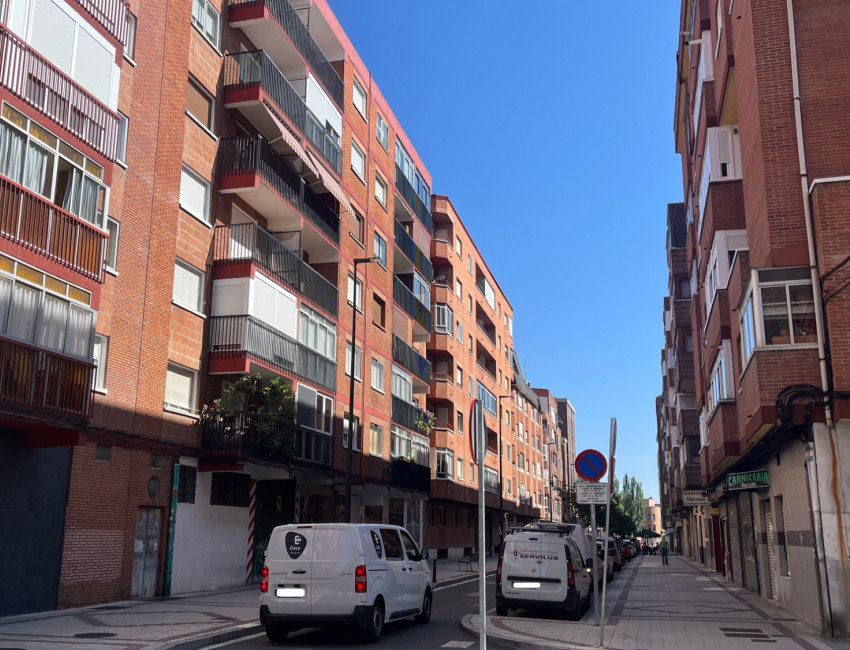 Venta - Piso -
Valladolid - Pilarica