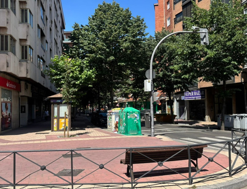 Venta - Piso -
Valladolid - San Juan