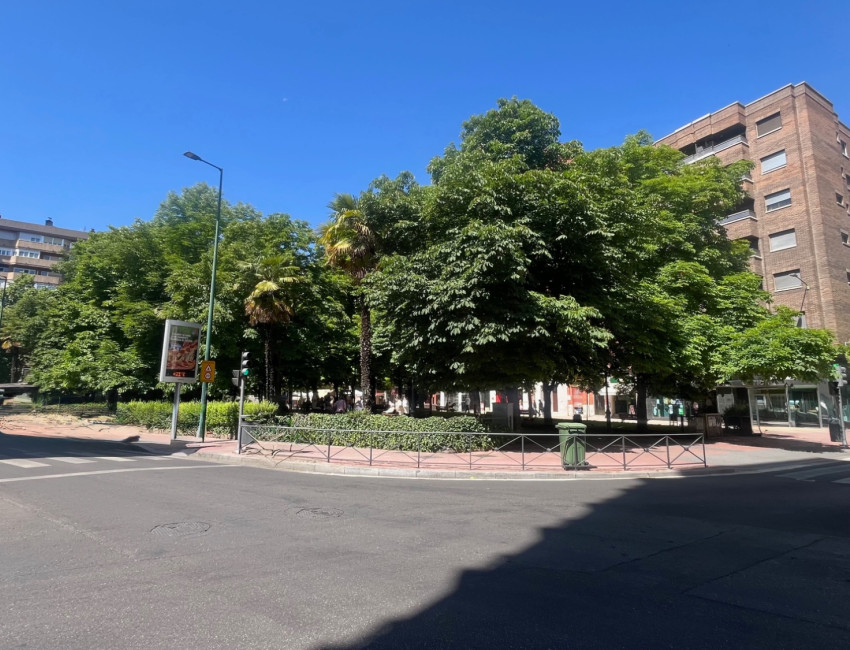 Venta - Piso -
Valladolid - San Juan
