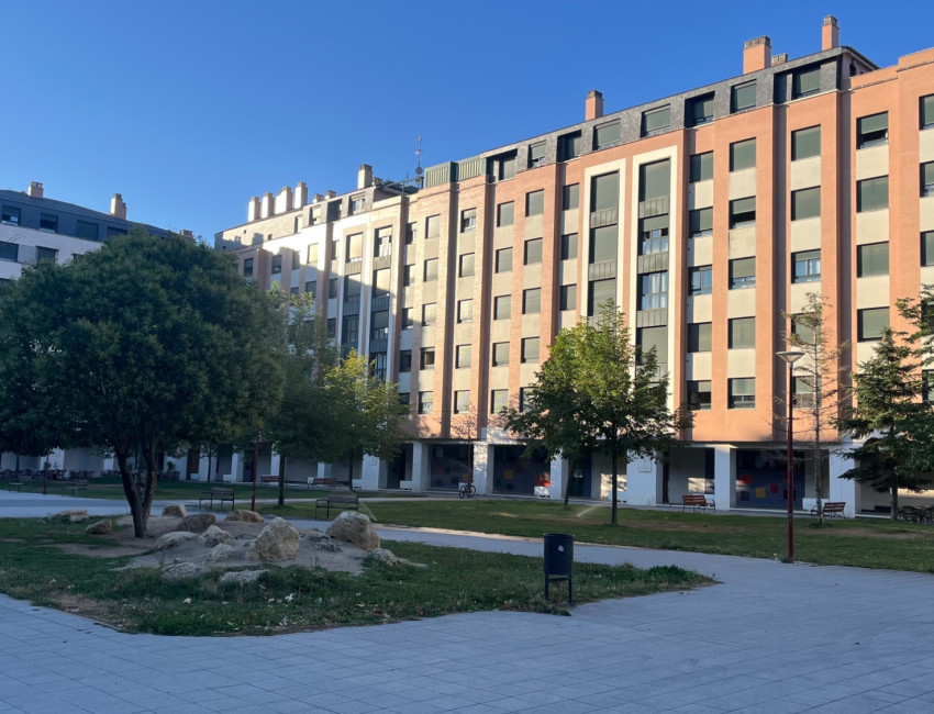 Venta - Piso -
valladolid - Villa del Prado
