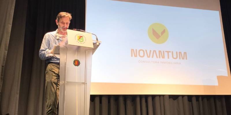La inmobiliaria en Valladolid NOVANTUM distingue a la jugadora 