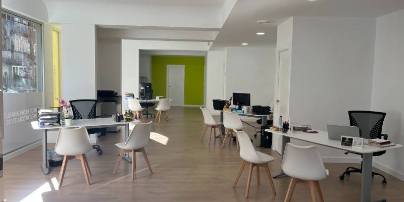 Nuestra nueva agencia inmobiliaria en Valladolid: un espacio luminoso que ya es tu casa