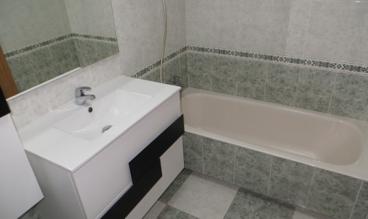 Venta - Piso -
La Cistérniga