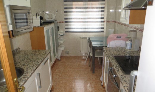 Venta - Piso -
La Cistérniga