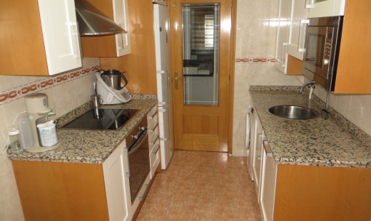 Venta - Piso -
La Cistérniga