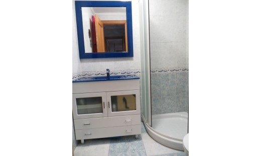 Venta - Piso -
La Cistérniga