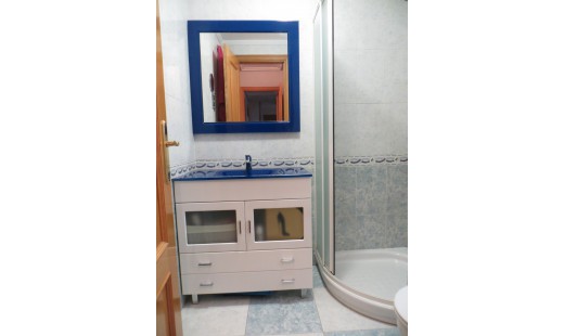 Venta - Piso -
La Cistérniga