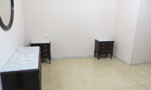 Alquiler - Piso -
Valladolid - Pajarillos