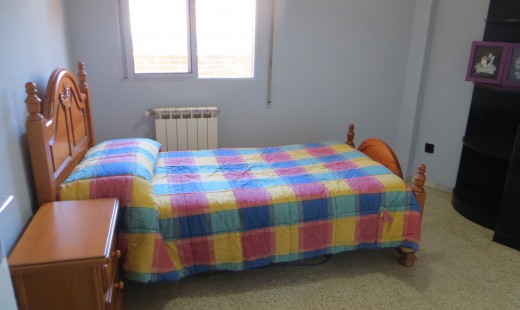 Alquiler - Piso -
Valladolid - Pajarillos