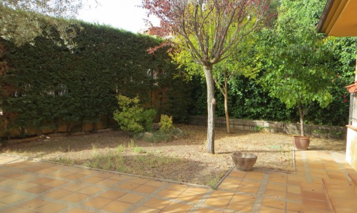 Venta - Chalet -
Simancas