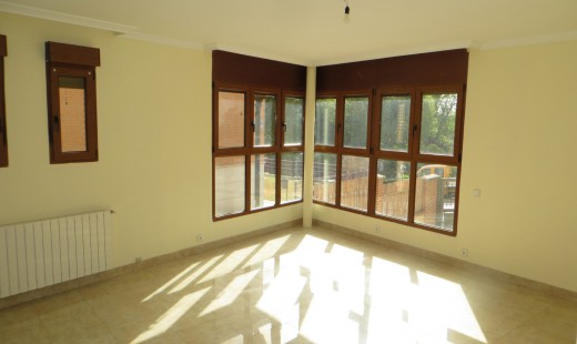 Venta - Chalet -
Simancas