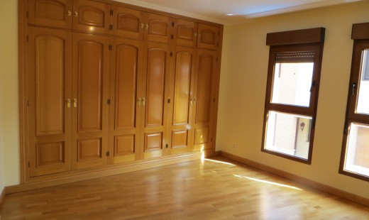 Venta - Chalet -
Simancas