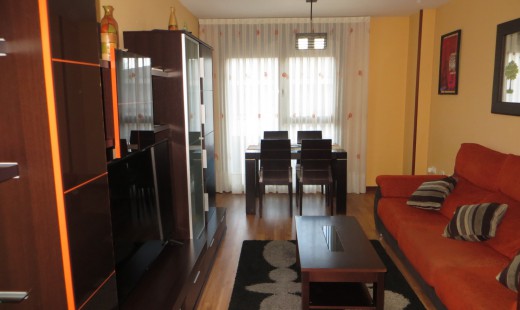 Venta - Piso -
Valladolid - Pajarillos