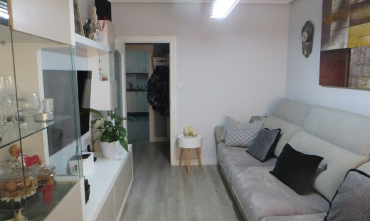 Venta - Piso -
Valladolid - Pajarillos