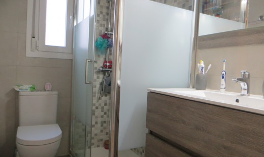 Venta - Piso -
Valladolid - Pajarillos