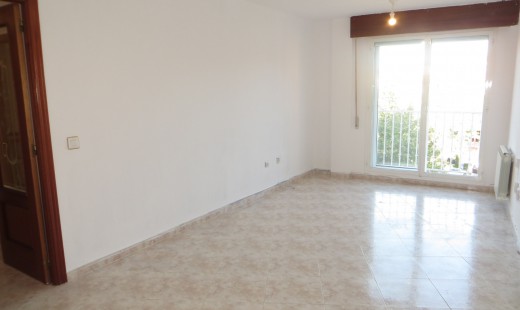 Venta - Piso -
La Cistérniga