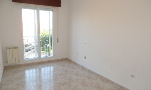 Venta - Piso -
La Cistérniga