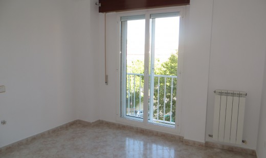 Venta - Piso -
La Cistérniga