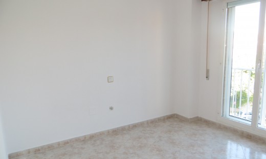 Venta - Piso -
La Cistérniga