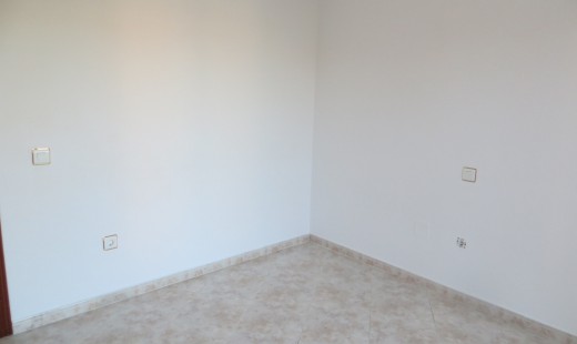 Venta - Piso -
La Cistérniga