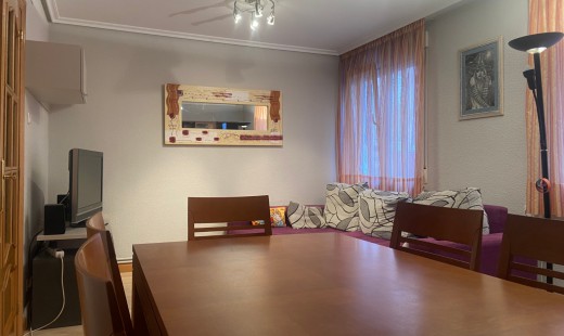 Venta - Piso -
Valladolid - San Juan