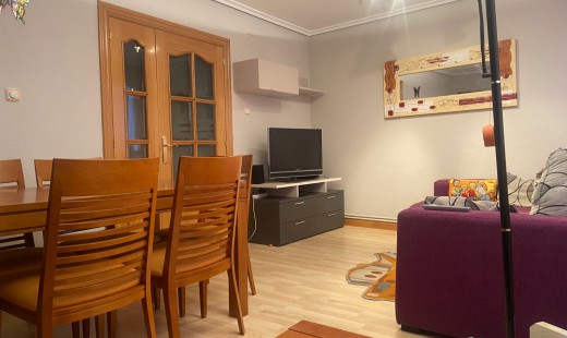 Venta - Piso -
Valladolid - San Juan