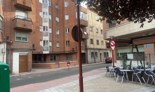 Venta - Piso -
Valladolid - San Juan