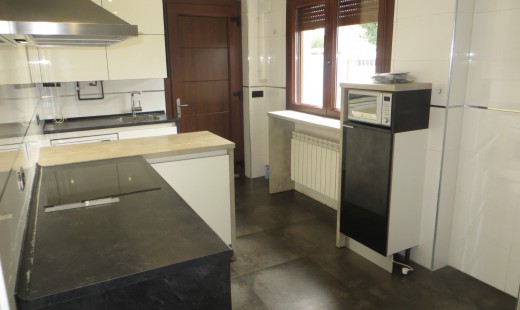 Alquiler - Chalet -
Laguna de Duero