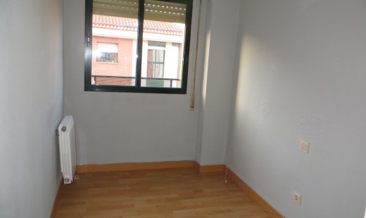 Venta - Piso -
Laguna de Duero