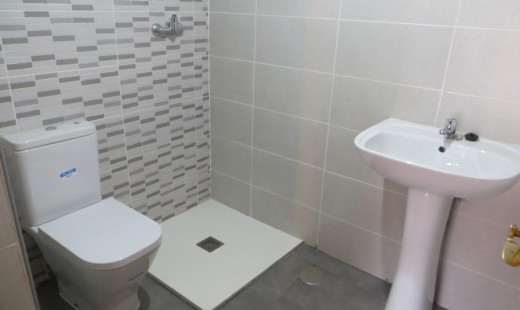 Venta - Piso -
Laguna de Duero