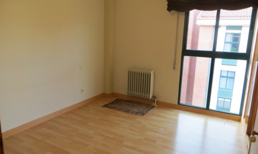 Venta - Piso -
Laguna de Duero