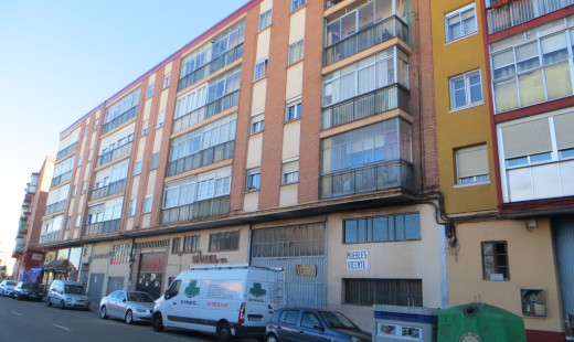 Venta - Piso -
Valladolid - Pilarica