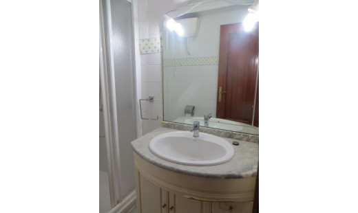 Venta - Piso -
Valladolid - Centro