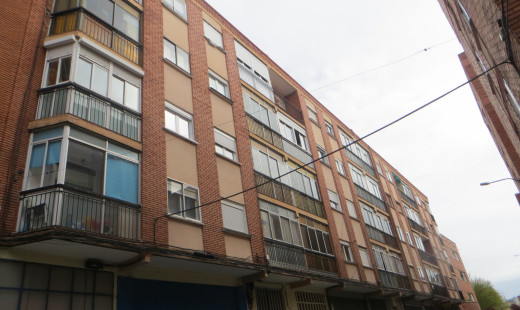 Venta - Piso -
Valladolid - Pajarillos