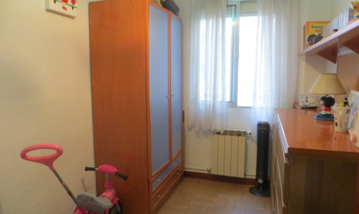 Venta - Piso -
Valladolid - Pajarillos