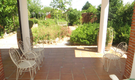 Alquiler - Chalet -
Viana de Cega