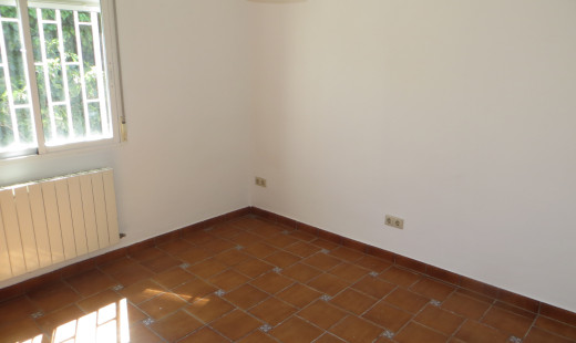 Alquiler - Chalet -
Viana de Cega
