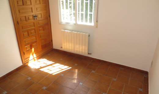 Alquiler - Chalet -
Viana de Cega