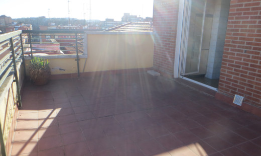 Venta - Ático -
Valladolid - Pajarillos