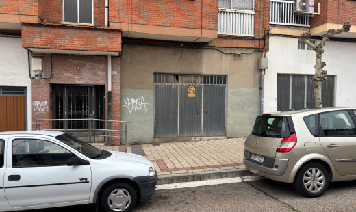 Venta - Comercial -
Valladolid - Pajarillos