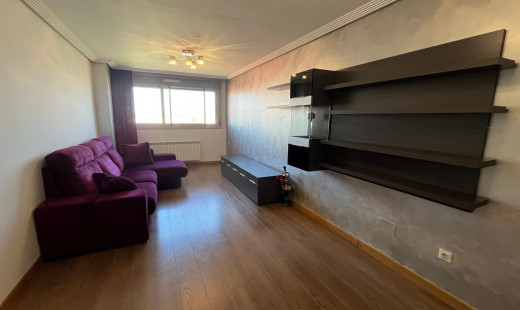 Venta - Piso -
Valladolid - Santos Pilarica