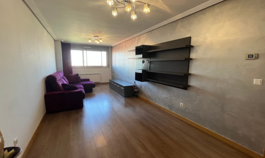Venta - Piso -
Valladolid - Santos Pilarica