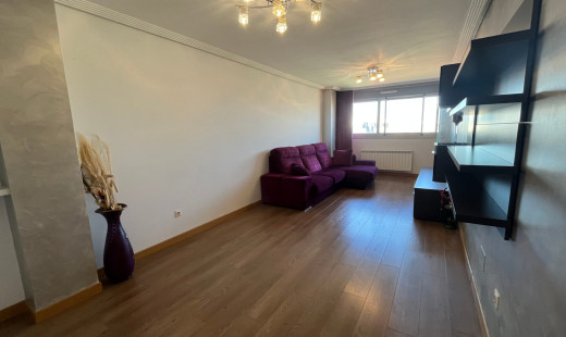 Venta - Piso -
Valladolid - Santos Pilarica