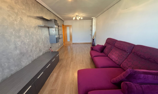 Venta - Piso -
Valladolid - Santos Pilarica