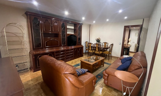 Venta - Piso -
Valladolid - Pajarillos
